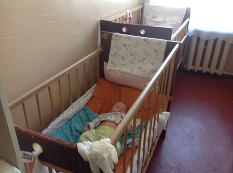 Источник: из детской больницы № 5 в Донецке невозможно эвакуировать тяжело больных младенцев-отказников