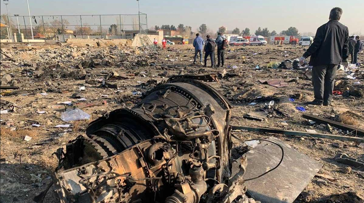 "Это не может быть ошибкой экипажа", - Бутусов о падении самолета МАУ Boeing 737 в Иране
