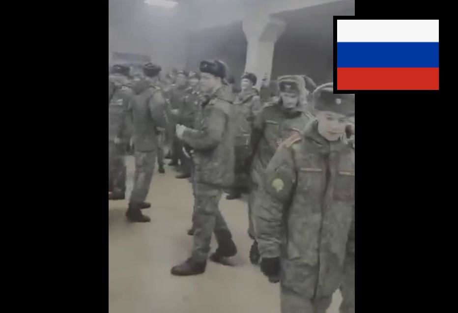 У Росії курсанти військового інституту розгромили казарми: відео викликало скандал у Z-військкорів 