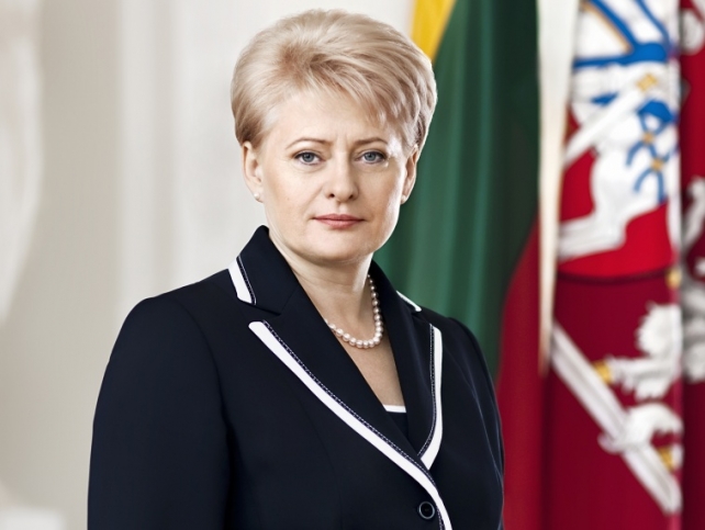 РФ обделила своих граждан, решив ввести экономическое эмбарго, - президент Литвы