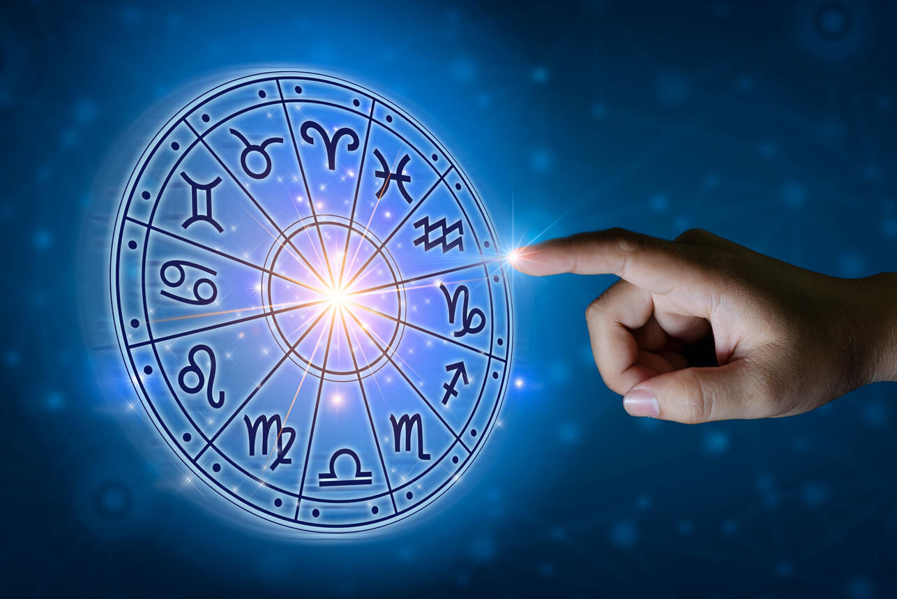 Каким знакам зодиака повезет больше всех в январе 2024: актуальный гороскоп