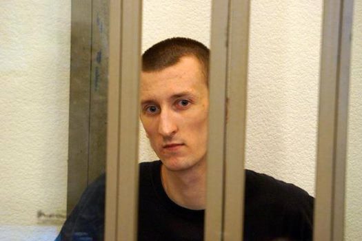 Мать Кольченко отправилась к сыну в российскую тюрьму: стало известно, как живет Тундра в заточении