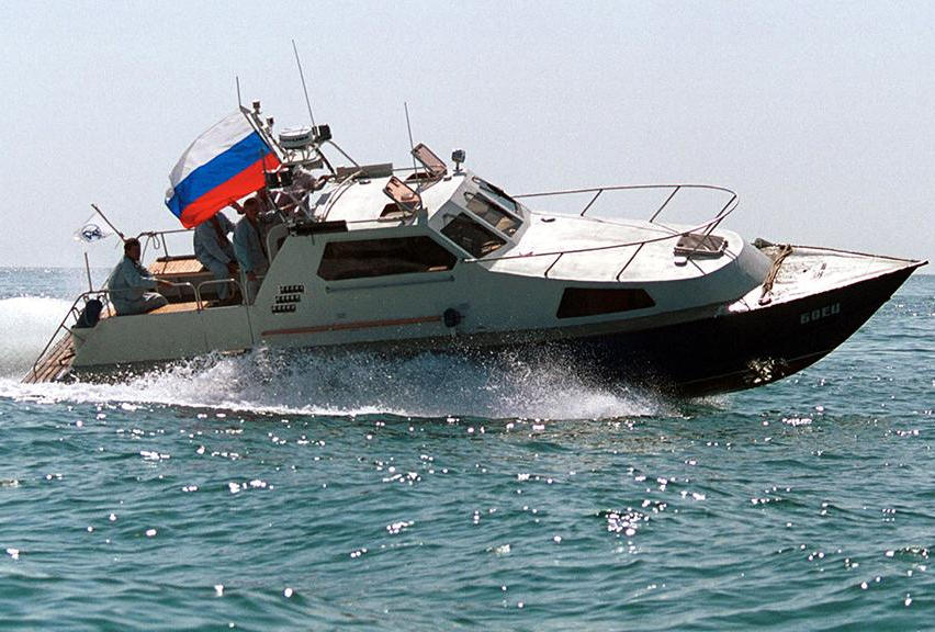 Расширение экономической войны: Яценюк рассказал о необычной активности ФСБ в Азовском море
