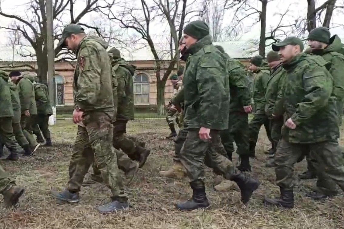 ​Под Харьковом разгромлена группировка "Л/ДНР": россияне тайно похоронили "200-х" в братской могиле