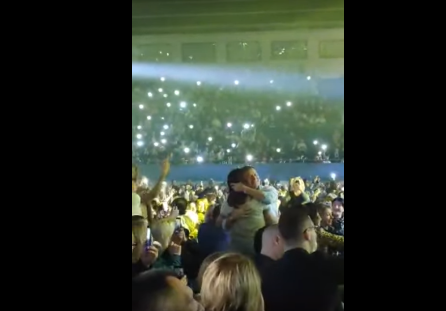 Ляшко станцевал на концерте любительницы Путина Успенской в Киеве - видео