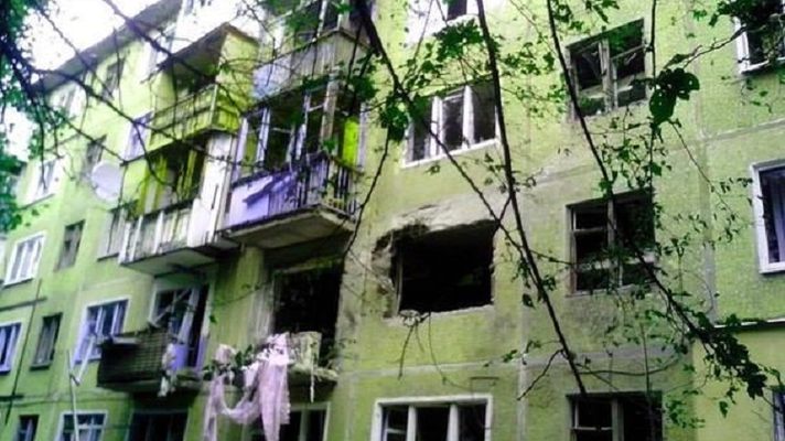 Жители оккупированного Донецка о пережитой ночи обстрелов:"гупали", "бахали", работали пушками