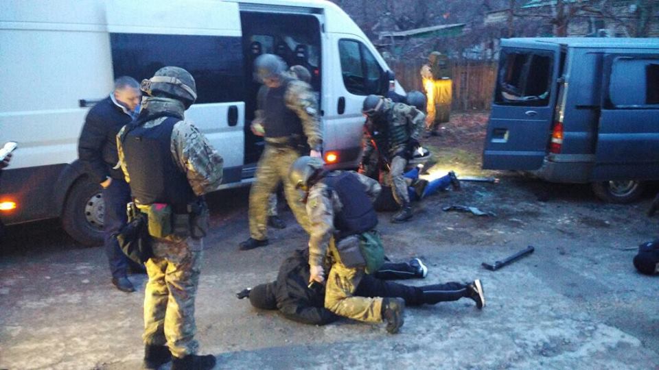​Никакого залога: в Житомире избрали меру пресечения группировке фейковых полицейских, “обчистивших” ювелиров