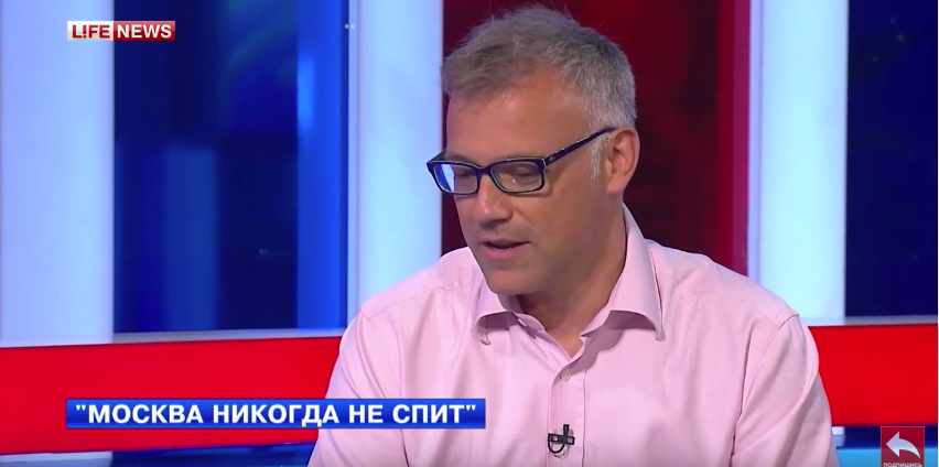 В эфире Lifenews поздравили Олега Сенцова с Днем российского кино