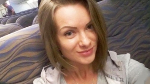 Подруги харьковчанки, погибшей при крушении "Боинга", опубликовали ее последнее селфи из самолета 