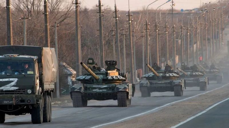 ВСУ разнесли колонну танков РФ, штурм провален, пехоту добивали "кассетами" – СМИ