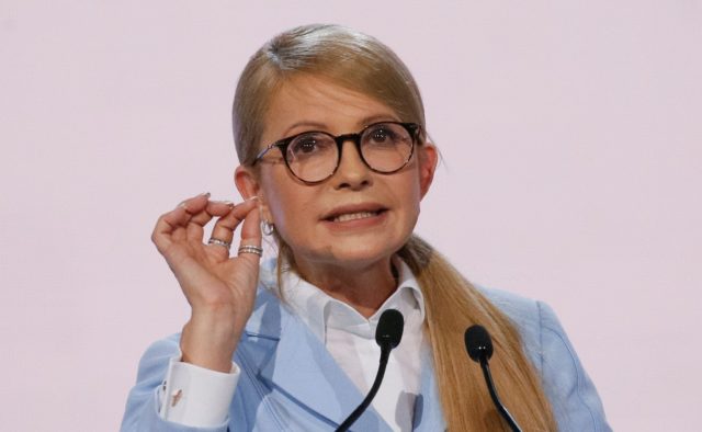 Тимошенко пытается "выгнать" Луценко: "Я вам рекомендую"