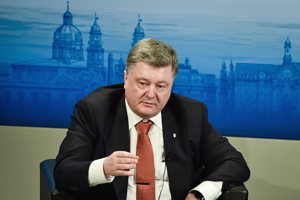 ​Порошенко: Ужесточение санкций заставит Россию вывести свои войска с Украины