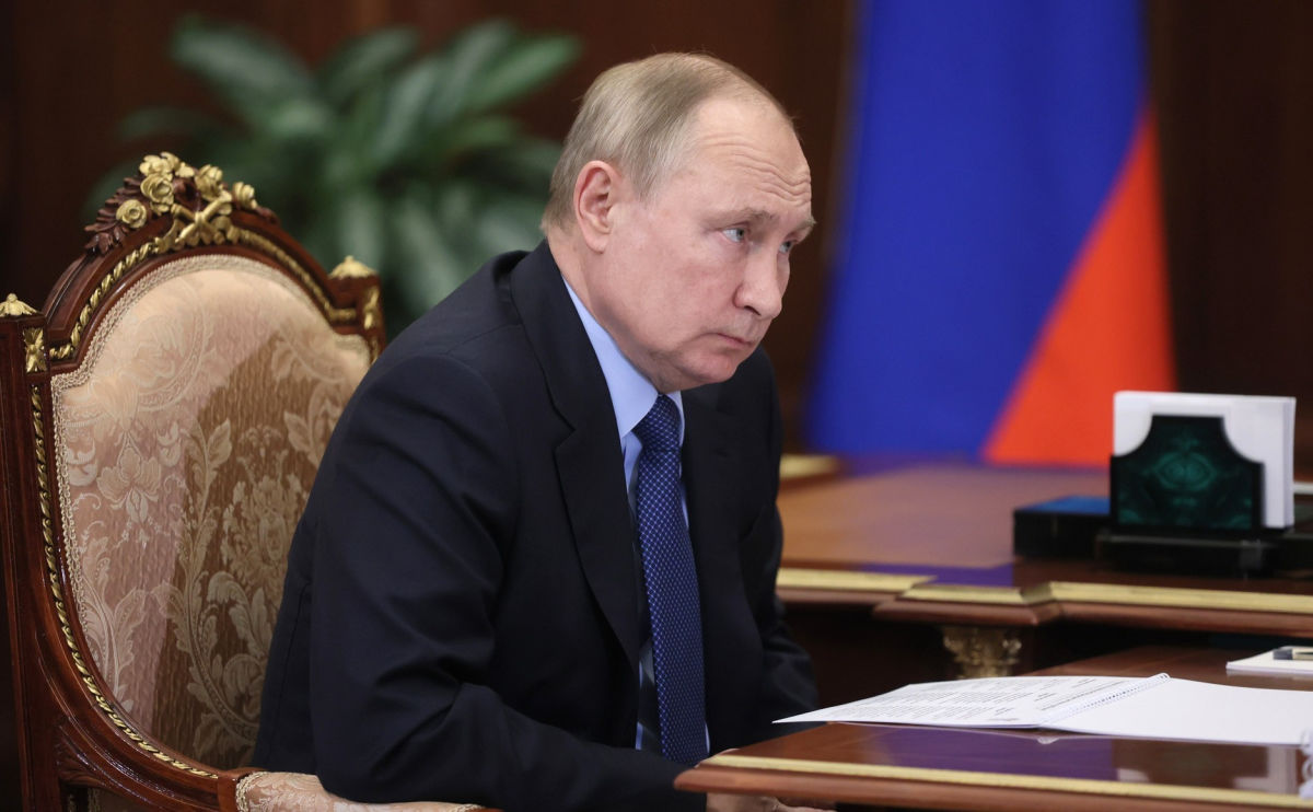 Страна не сможет жить нормально: Путину показали правду о состоянии российской экономики 