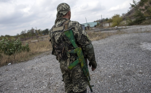 Наблюдатели ОБСЕ зафиксировали около полутысячи человек в военной форме, которые пересекли границу Украины 