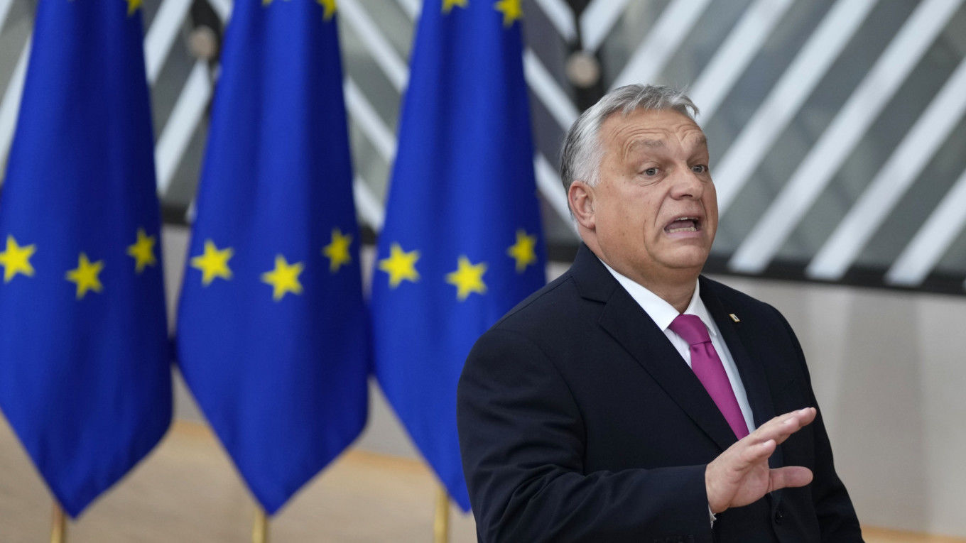 ​В ЕС настроены на "жесткую игру" с Венгрией, если Орбан снова наложит вето по Украине, – Bloomberg