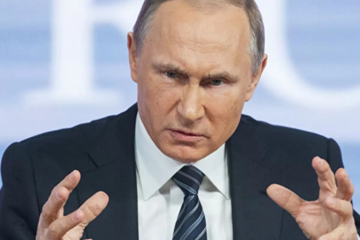​“Система начала открытую войну против Путина, диктатора сливают", - Сотник