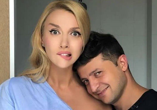 Соцсети взорвало интимное фото Поляковой с Зеленским