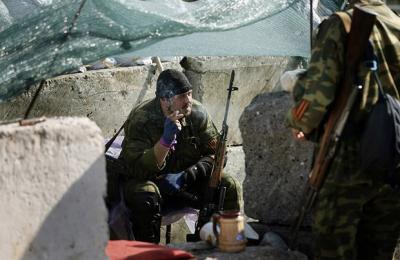 В ДНР заявили об интенсивных боях в окрестностях Донецка за прошедшую ночь