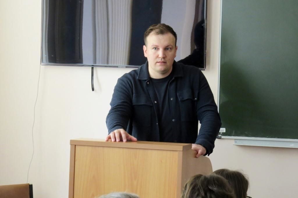 Один из ключевых пропагандистов Путина автор канала "Рыбарь" задержан в Европе