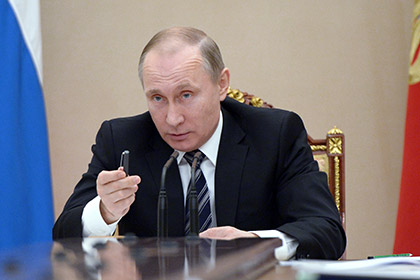 Чуда не произошло: Путин подписал скандальный "пакет Яровой", несмотря на призывы к благоразумию