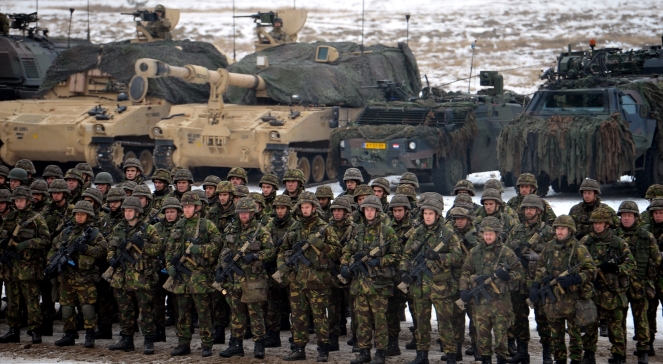 Россия ни на шаг не продвинется в ЕС: в крупных военных учениях Bison-17 на севере Польши участвуют примерно 4,5 тысячи солдат из Голландии, Польши, США и других стран НАТО - фото