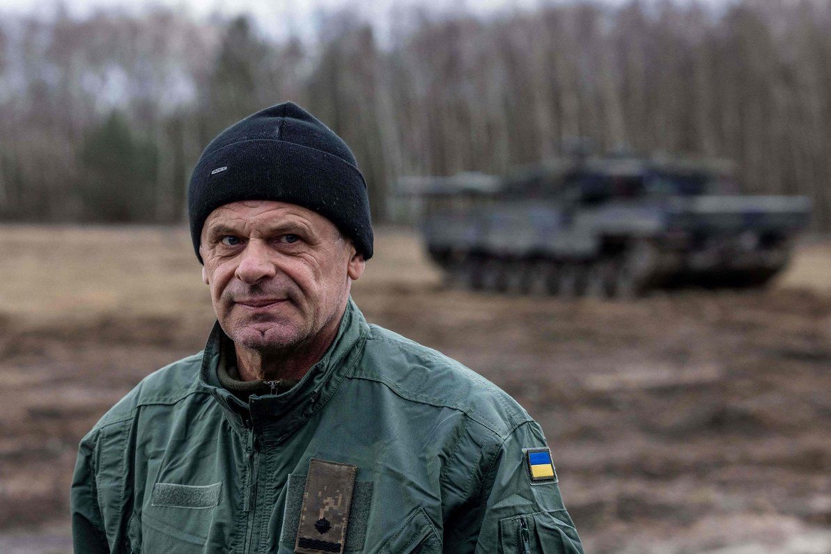 ​"С передовой отправили в Польшу обучаться на танках Leopard", – майор Ходак рассказал о тренировках, кадры
