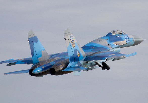 Крушение Су-27 в Украине: Матиос назвал четыре версии трагедии, специалисты изучают "черный ящик"
