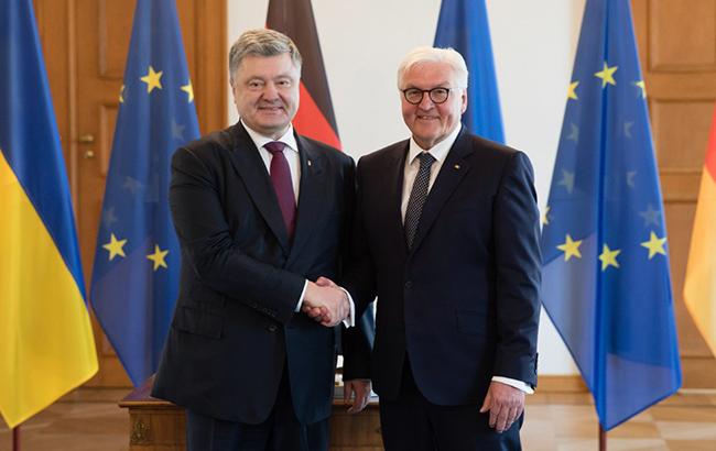 Украина и Германия готовы нанести новый удар по России: стало известно, о чем договорились Порошенко и Штайнмайер в Берлине – подробности