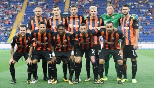 Донецкий "Шахтер" едва не оконфузился в матче с дебютантом Премьер-лиги: от фиаско чемпиона Украины спасла проницательность португальского тренера