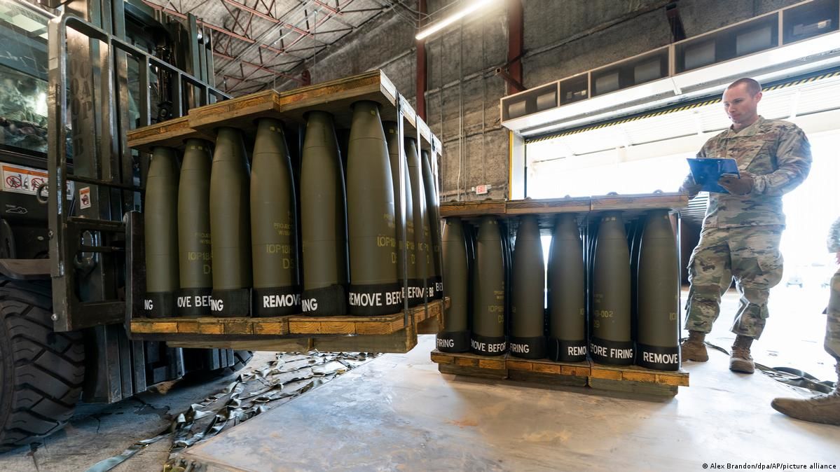 Впечатляющая сумма: ​Reuters узнал размер первого транша оружия США для Украины