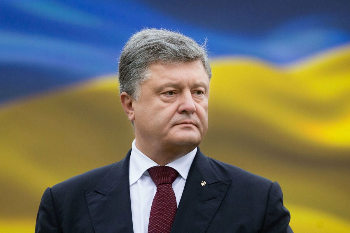 Порошенко в Харькове анонсировал три инициативы по "спасению Украины"