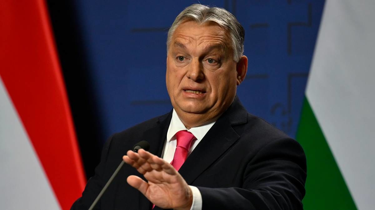 Орбана лишат права голоса в Совете ЕС - Европарламент собрал голоса
