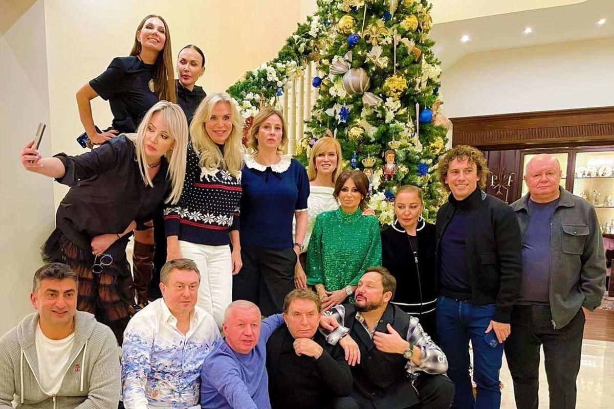 "А где Аллочка?" - Максим Галкин явился на праздник подруги Аллы Пугачевой без супруги