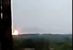 Как прошла ночь в Донецке: взрывы на Азотном, пылающий аэропорт и пожар в поселке Луганское за Донецком