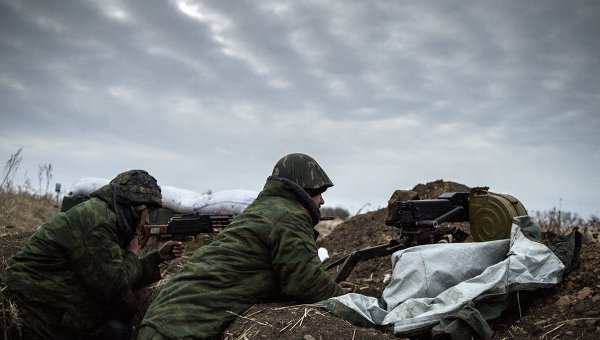 ДНР: Окружение Донецка украинской армией исключено, город защищен глубоким тылом
