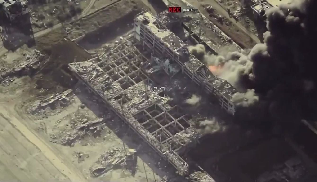 Появилось видео, как Украина баллистическими ракетами снесла базу России под Донецком