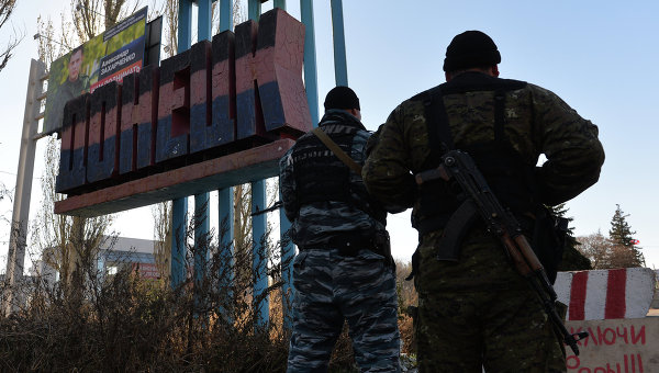 Пусть это услышит Россия: жители оккупированного Донецка признались, чего ждут от 2018 года, – кадры опроса