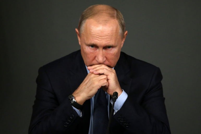 Олигархи Путина продают свое имущество из-за санкций Запада – расследование Forbes 
