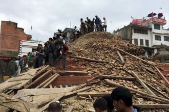 Непал всполыхнуло второе землетрясение