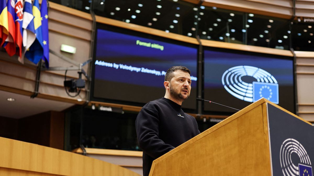 ​Зеленский вылетел в Бельгию &ndash; в Киеве озвучили детали визита и рабочий график президента