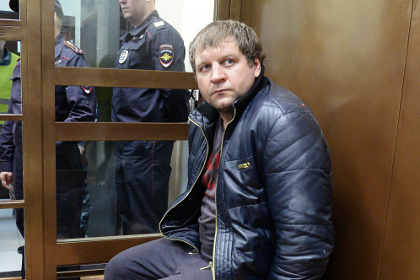 Московский суд продлил срок ареста спортсмена Александра Емельяненко