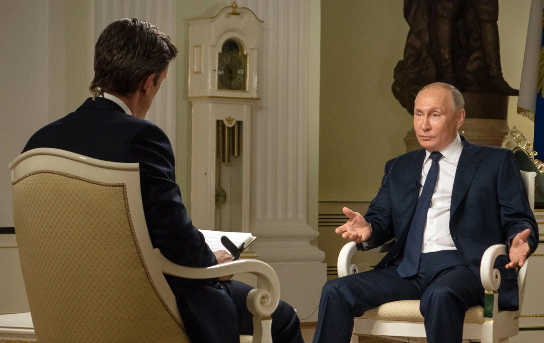 Путин высказался о размещении войск РФ у границ Украины: "Что бы вы ответили?"