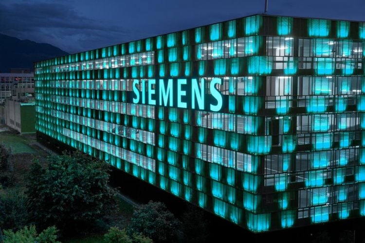 Конец сотрудничеству с Россией: немецкий гигант Siemens больше не желает иметь никаких дел с Путиным из-за поставок турбин в аннексированный Крым 