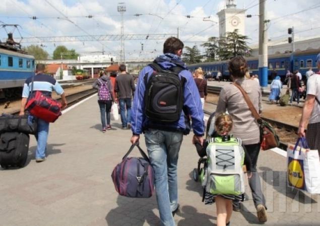 Из оккупированного Крыма и Донбасса продолжает выезжать население