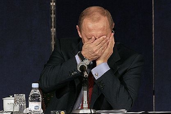 "П****ец больше не крадется, он уже у стен Кремля": Карл Волох заявил, что в России "в ближайшее время начнется Армагеддон" из-за жестких санкций