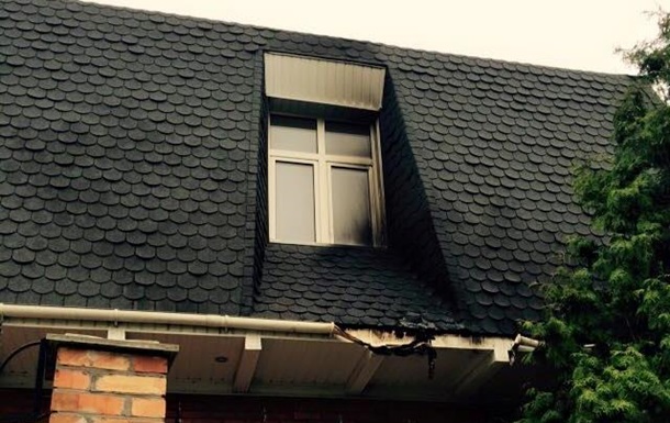 Экс-губернатору Сумской области подожгли дом