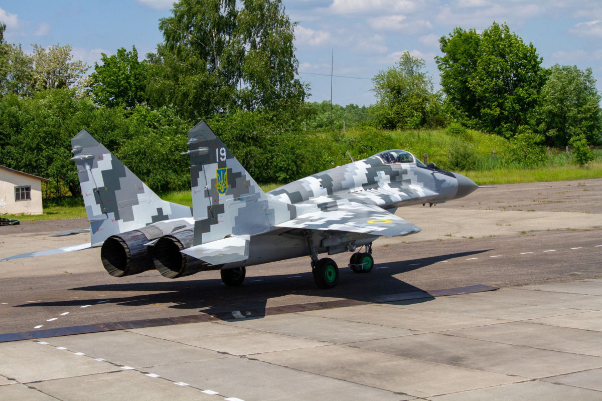 Российский Су-35 "обломал зубы" об украинский МиГ-29 на Херсонщине 