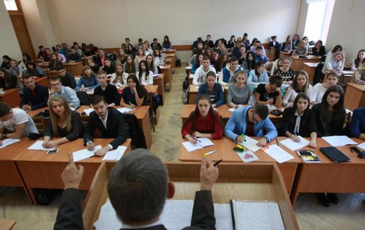 Дети из Донбасса больше не хотят учиться в России: им родная Украина дороже – статистика