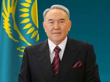 Назарбаев принял предложение Путина о совместном праздновании в СНГ 70-летия Победы