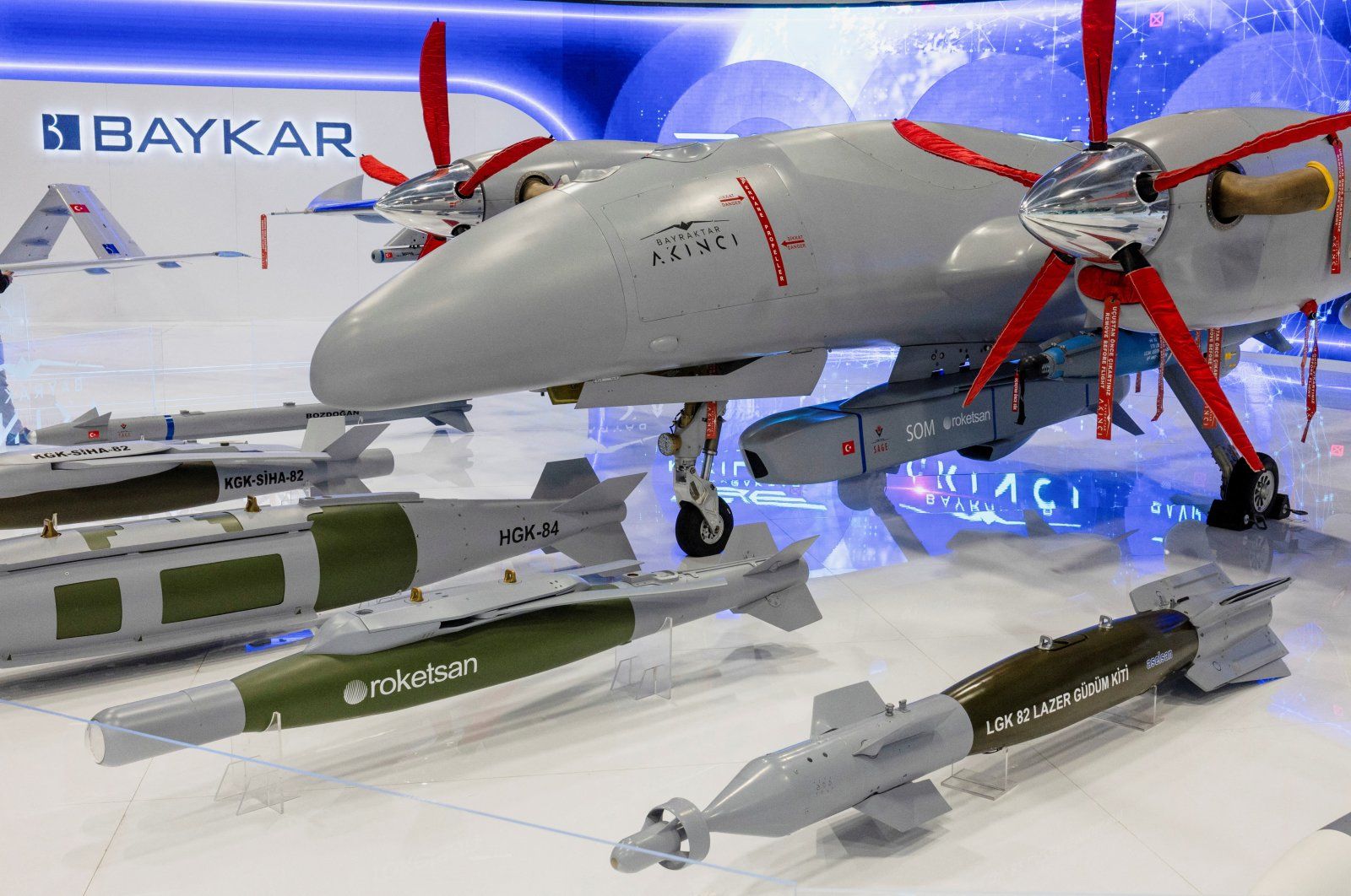 "Шахедам" приготовиться: дроны Bayraktar TB2 оборудуют ракетами "воздух - воздух"